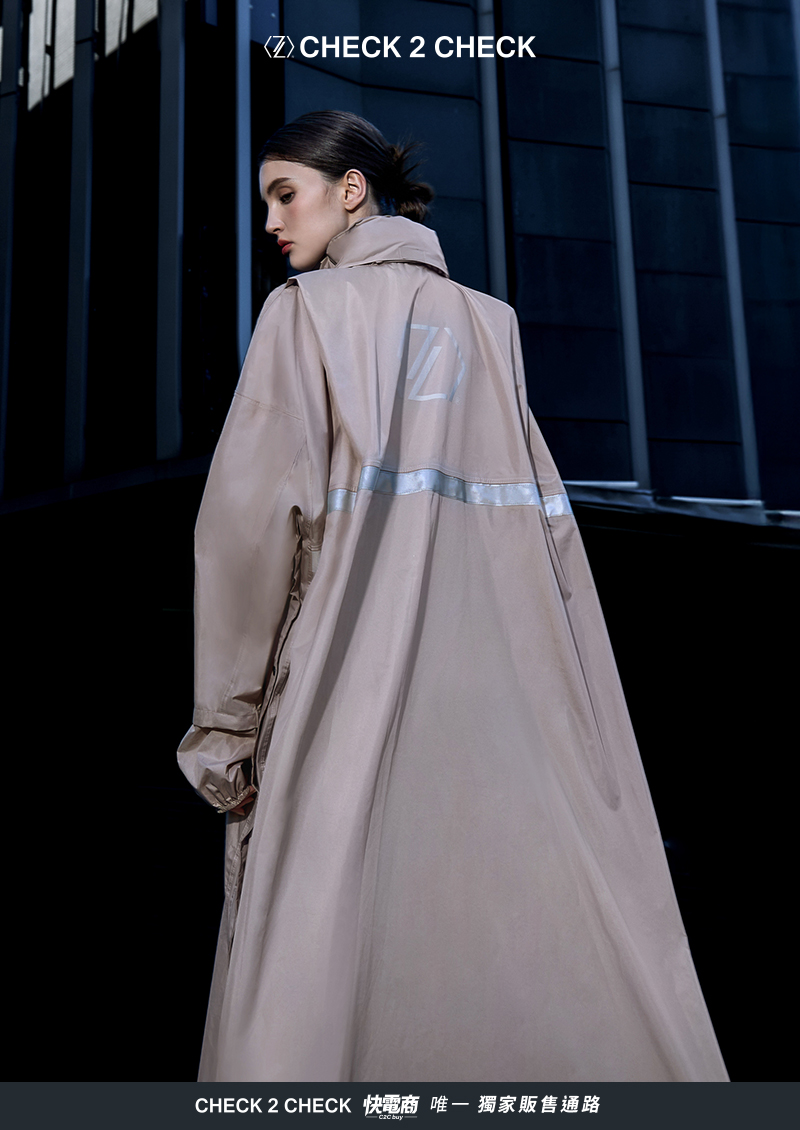 C2C 側開瞬穿後背包極鋒雨衣2.0．送秒穿雨鞋套-CHECK2CHECK 機能服飾